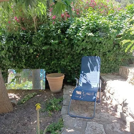 Entre Et Garrigue * Saint-Pierre-la-Mer (Aude)