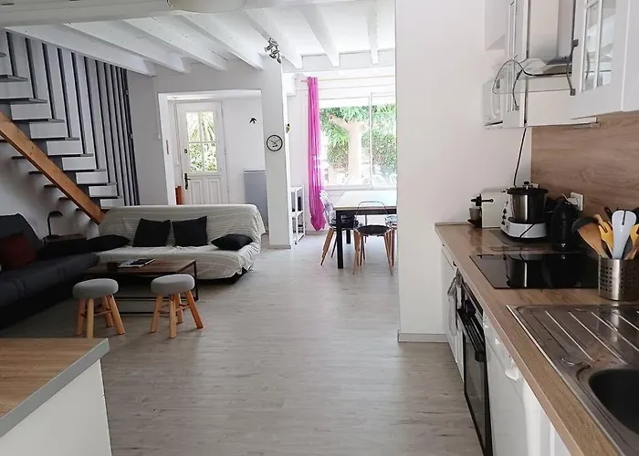 Entre Et Garrigue Βίλα